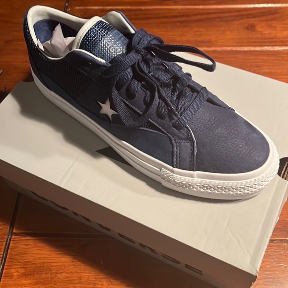 Converse one star pro Shoes. - Picture 6 of 7